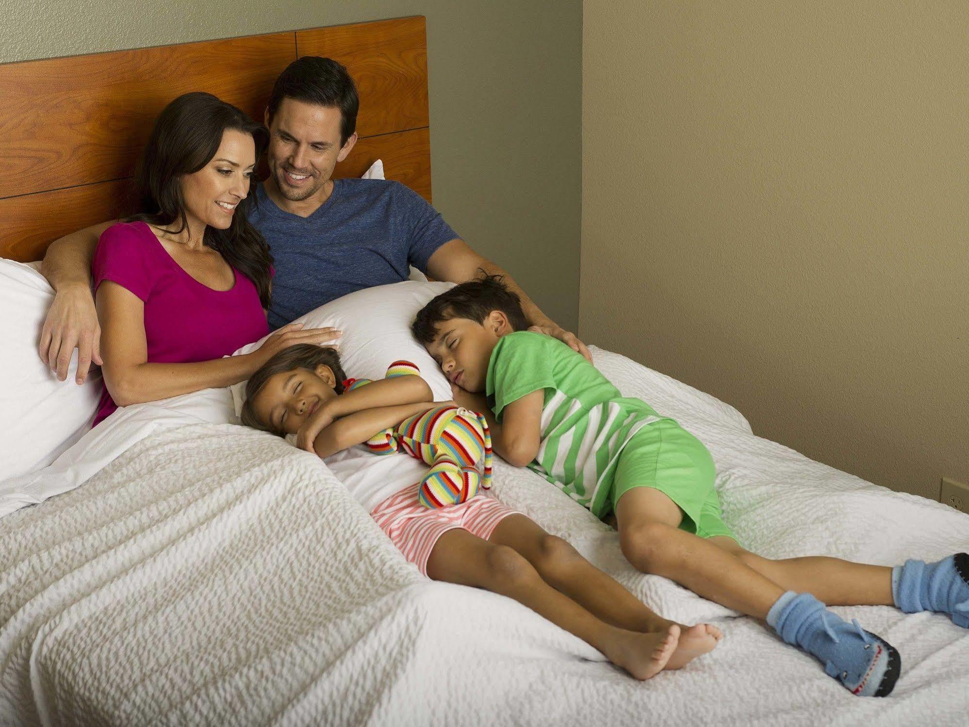 Woodspring Suites Columbia Fort Jackson Экстерьер фото